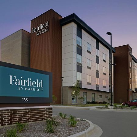 Fairfield Inn & Suites By Marriott Milwaukee Брукфилд Экстерьер фото