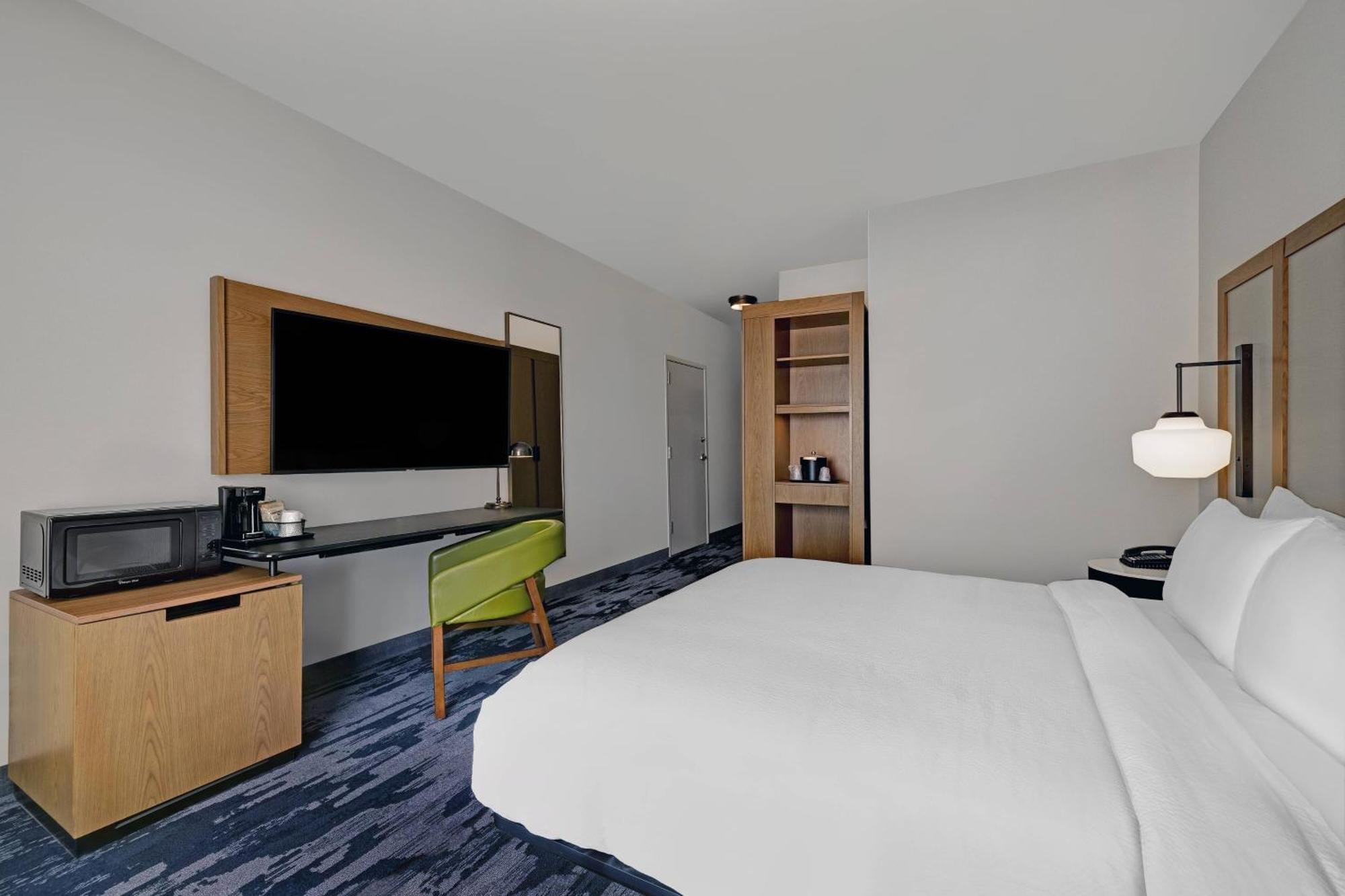 Fairfield Inn & Suites By Marriott Milwaukee Брукфилд Экстерьер фото