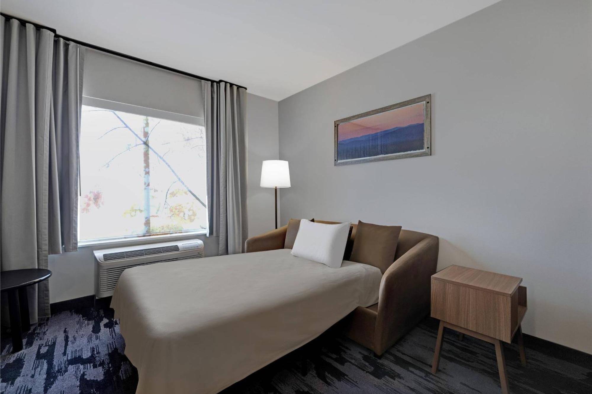 Fairfield Inn & Suites By Marriott Milwaukee Брукфилд Экстерьер фото