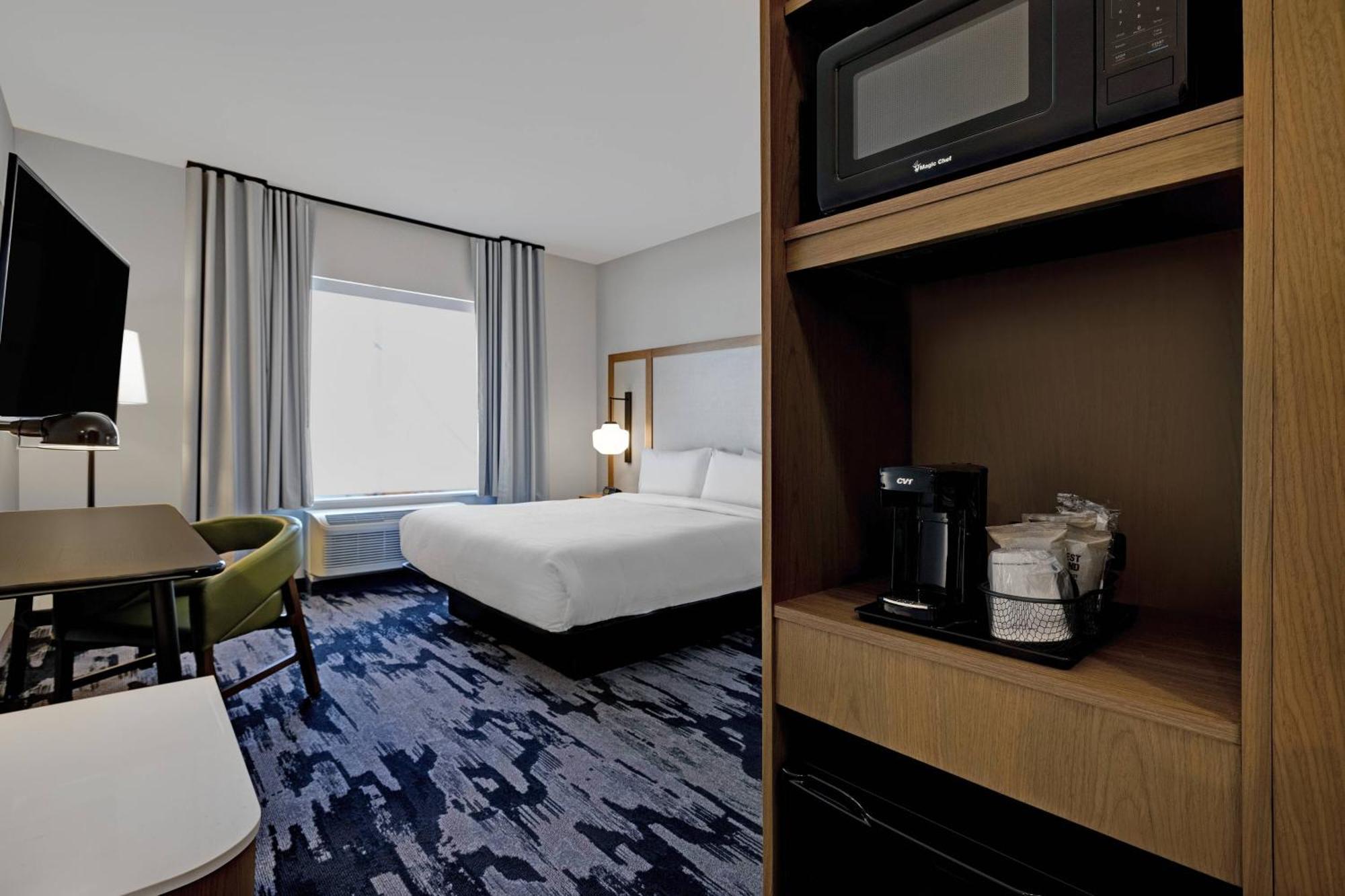 Fairfield Inn & Suites By Marriott Milwaukee Брукфилд Экстерьер фото