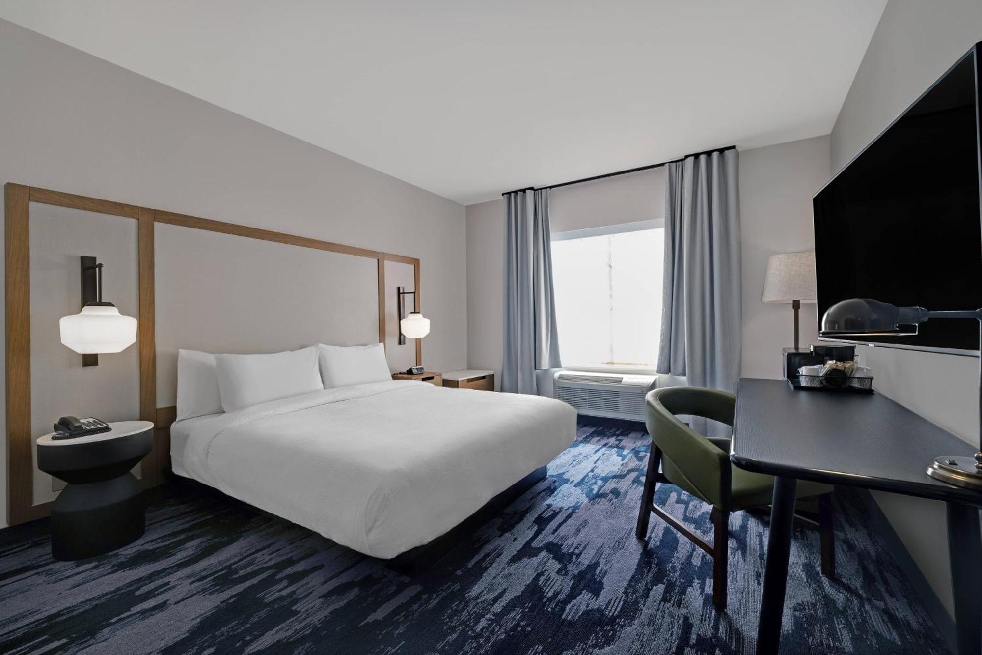 Fairfield Inn & Suites By Marriott Milwaukee Брукфилд Экстерьер фото
